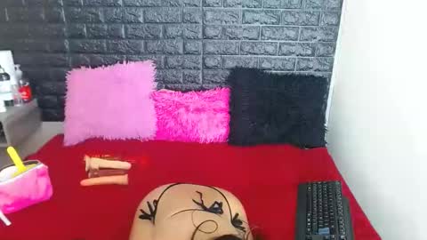 Snapshot of stefanvix202 chatting on 12-20-24, 03:25 Stefan online show from 12-20-24, 03:25