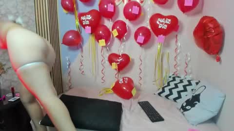 stefany_pablo1 online show from 02-14-25, 06:51