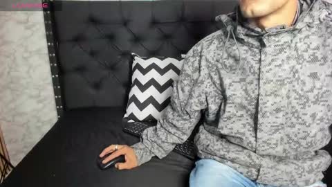 stefany_pablo1 online show from 02-19-25, 12:11