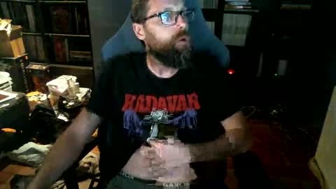 Snapshot of stefffg chatting on 09-18-25, 06:43 MeStef online show from 09-18-25, 06:43