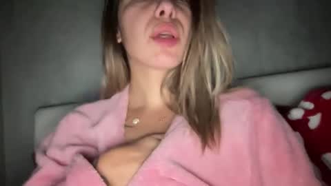 stefy_glow online show from 11-16-25, 10:48