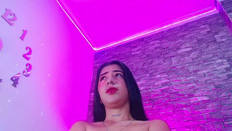 Snapshot of steisy_star chatting on 01-05-25, 03:13 Steisy online show from 01-05-25, 03:13