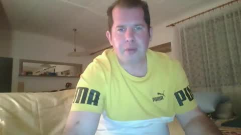 Snapshot of steki038434 chatting on 01-24-25, 05:00 steki038434 online show from 01-24-25, 05:00