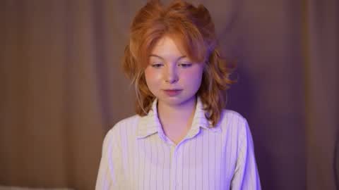 Stella online show from 09-16-25, 01:50