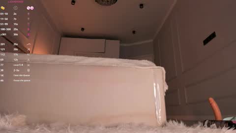 Snapshot of stella__grace chatting on 02-24-25, 06:36 Stella online show from 02-24-25, 06:36