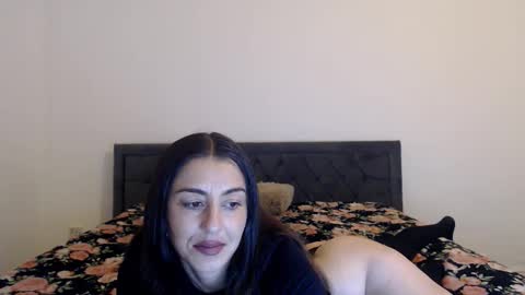 Snapshot of stella_john chatting on 09-29-25, 04:50 Stella John online show from 09-29-25, 04:50