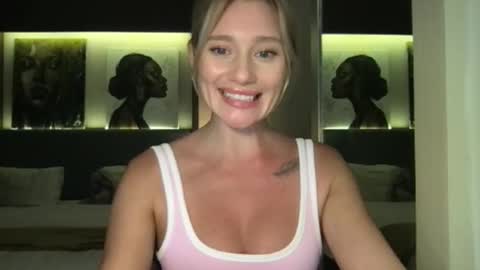 Stella online show from 10-01-25, 12:55