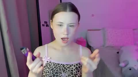 stella_sunny online show from 02-12-25, 05:26