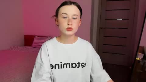 stella_sunny online show from 11-02-25, 12:46