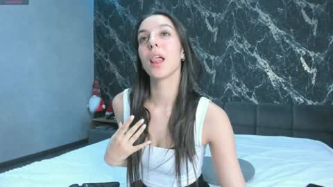 Stella online show from 03-31-26, 05:41