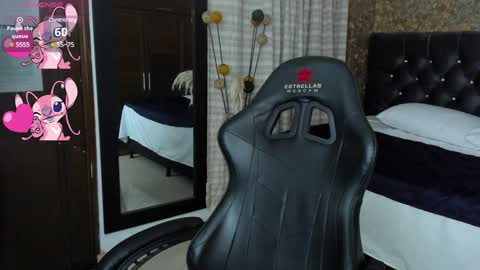 Estella online show from 02-07-25, 01:04