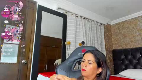 Estella online show from 02-13-25, 01:19