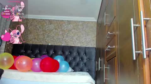 Estella online show from 02-24-25, 08:58