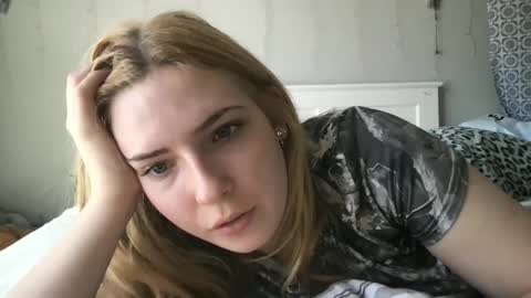 Snapshot of stelladams chatting on 12-11-24, 06:31 stelladams online show from 12-11-24, 06:31