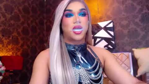 CALL ME STELLA online show from 12-12-24, 10:45