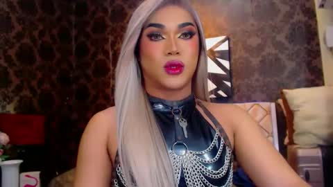 CALL ME STELLA online show from 01-16-25, 12:31