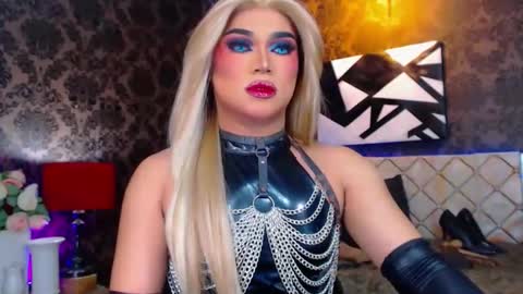 CALL ME STELLA online show from 02-24-25, 09:43