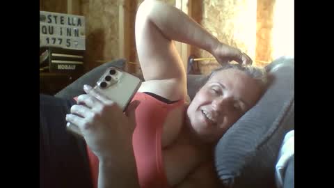 Snapshot of stellaquinn1775 chatting on 11-21-25, 09:13 Stella online show from 11-21-25, 09:13
