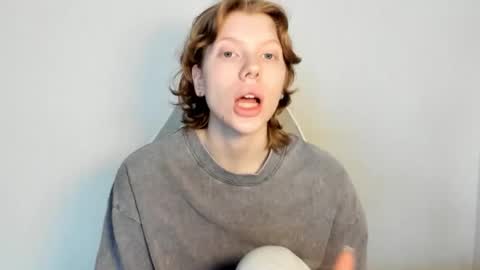 S T E L L A online show from 03-05-26, 08:32