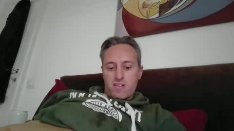 Snapshot of sten015 chatting on 11-27-25, 01:35 sten015 online show from 11-27-25, 01:35