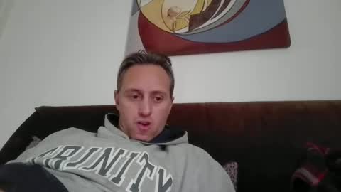 Snapshot of sten015 chatting on 12-16-25, 01:27 sten015 online show from 12-16-25, 01:27