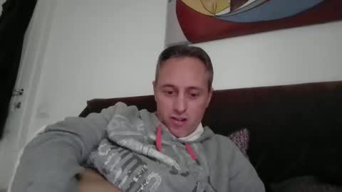 Snapshot of sten015 chatting on 02-05-26, 01:27 sten015 online show from 02-05-26, 01:27