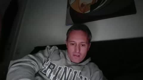 Snapshot of sten015 chatting on 02-19-26, 01:29 sten015 online show from 02-19-26, 01:29