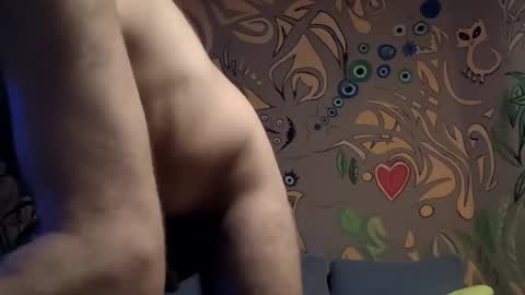 Snapshot of stenlyvrbich chatting on 01-17-25, 02:39 lee online show from 01-17-25, 02:39