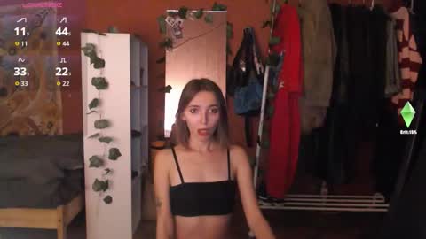 Stephanie 3 online show from 09-15-25, 04:29