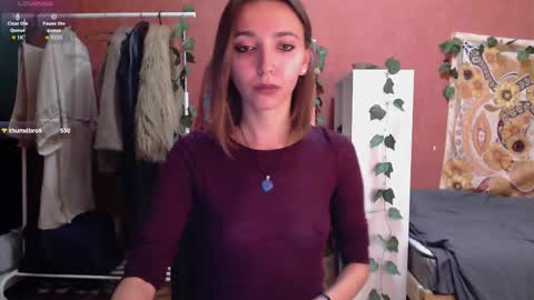 Stephanie 3 online show from 10-19-25, 06:52