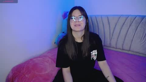 Emma online show from 01-23-25, 02:44