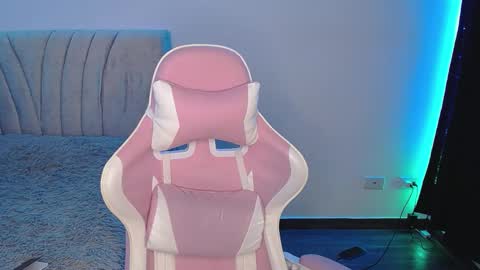 Emma online show from 03-02-25, 08:27