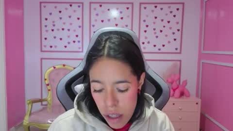 Stephania online show from 09-10-25, 11:32