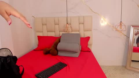 Stefanny online show from 01-21-25, 09:46