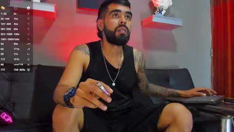    ................     online show from 11-06-25, 11:37