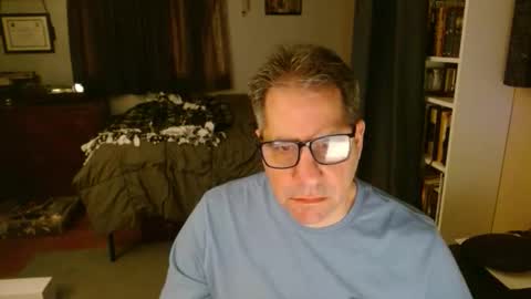 Snapshot of stephenhal9 chatting on 02-09-26, 05:22 stephenhal9 online show from 02-09-26, 05:22