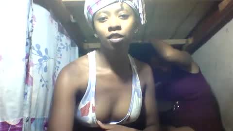 sterina0102 online show from 12-04-25, 12:25