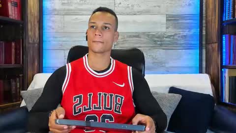    online show from 02-21-26, 04:19