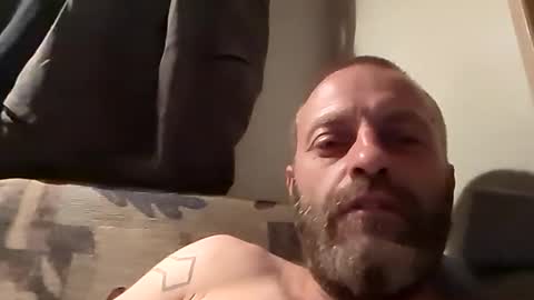 Snapshot of sterng123 chatting on 02-28-25, 05:04 sterng123 online show from 02-28-25, 05:04