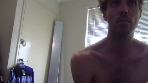 Snapshot of steveaussie chatting on 01-14-25, 12:11 Australian420 online show from 01-14-25, 12:11