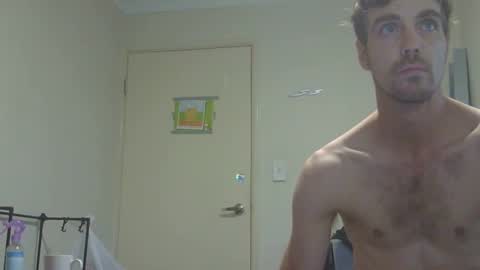 Snapshot of steveaussie chatting on 02-25-25, 12:25 Australian420 online show from 02-25-25, 12:25