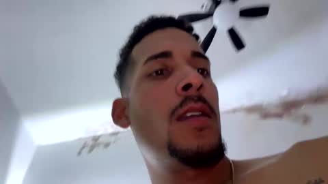 stevejoexxx14 online show from 02-04-25, 09:49