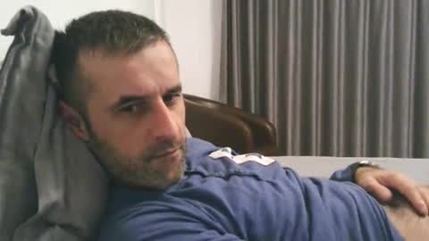 Snapshot of stevenpit chatting on 12-18-24, 05:26 stevenpit online show from 12-18-24, 05:26