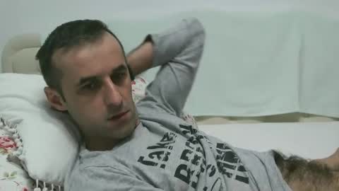 Snapshot of stevenpit chatting on 12-21-24, 08:18 stevenpit online show from 12-21-24, 08:18