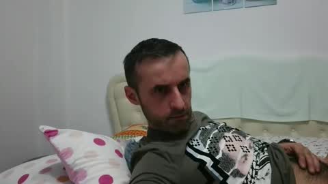 Snapshot of stevenpit chatting on 01-12-25, 09:08 stevenpit online show from 01-12-25, 09:08