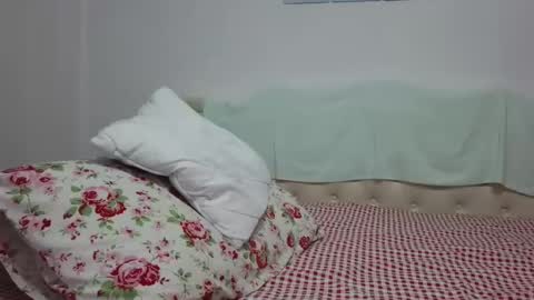 Snapshot of stevenpit chatting on 02-15-25, 12:22 stevenpit online show from 02-15-25, 12:22