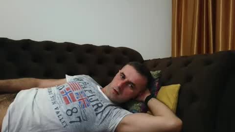 Snapshot of stevenpit chatting on 02-28-25, 05:59 stevenpit online show from 02-28-25, 05:59