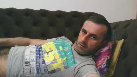 Snapshot of stevenpit chatting on 03-11-25, 06:41 stevenpit online show from 03-11-25, 06:41