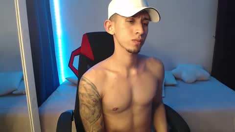 Snapshot of stevensex501 chatting on 02-28-25, 04:54 steven online show from 02-28-25, 04:54