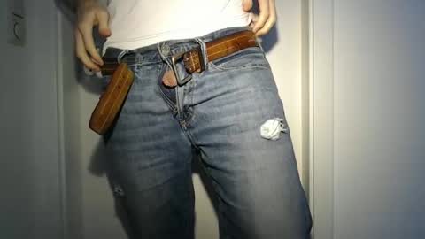 Snapshot of steveo_85 chatting on 02-09-25, 01:46 white beef online show from 02-09-25, 01:46